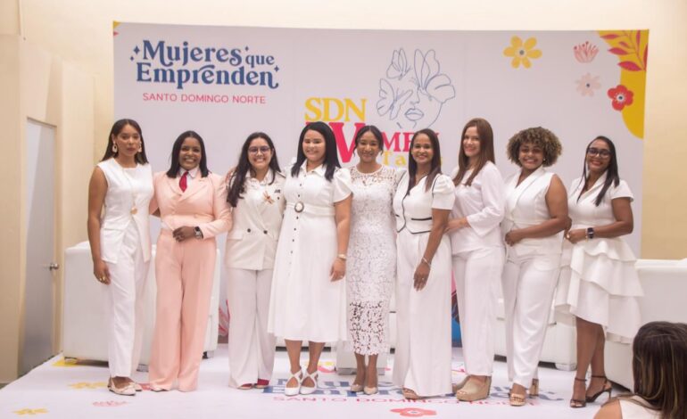 Un desfile de talento femenino marcó el SDN Women Talks en Santo Domingo Norte