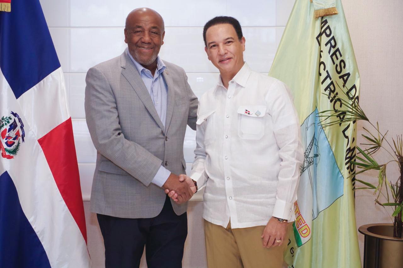 ETED y Antonio Almonte abordan avances del sistema eléctrico nacional