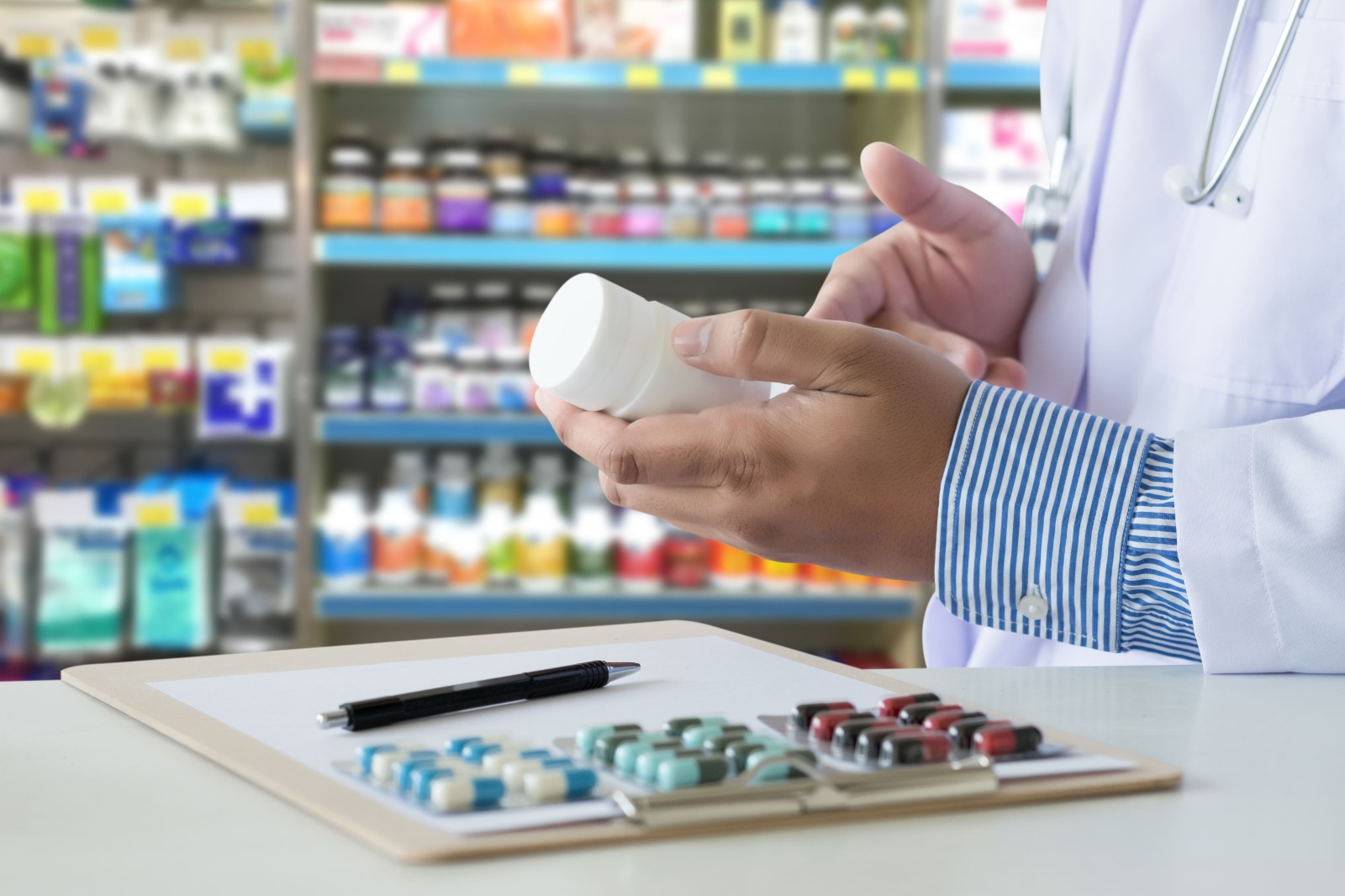 Karen Tamariz: “El medicamento más barato no siempre reduce el costo real de una enfermedad”