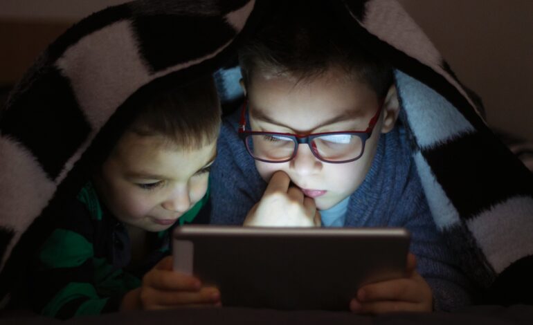 Miopía infantil, el desafío de la era digital