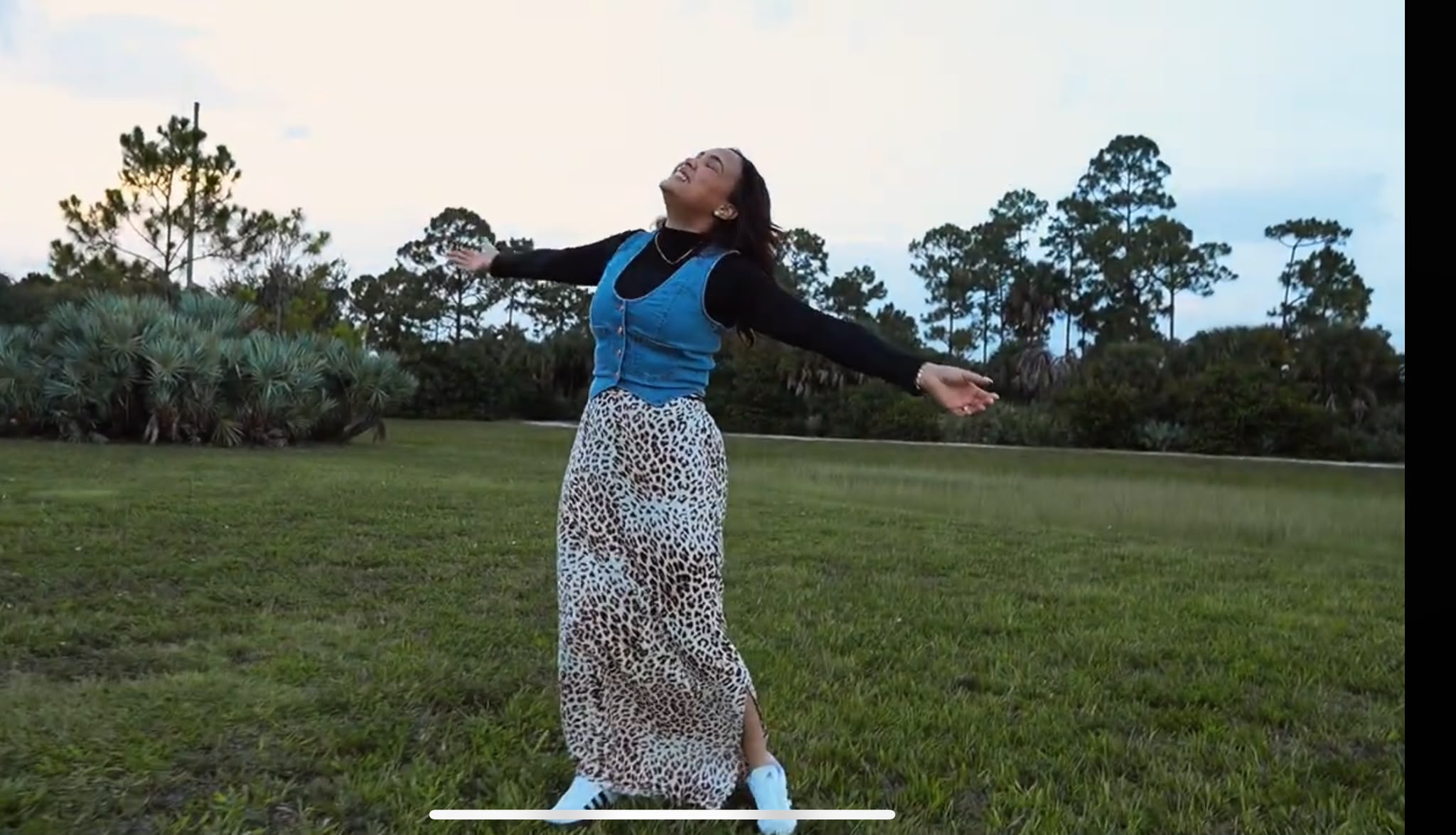 Jessica Aquino estrena el video oficial de «Te Prefiero A Ti»