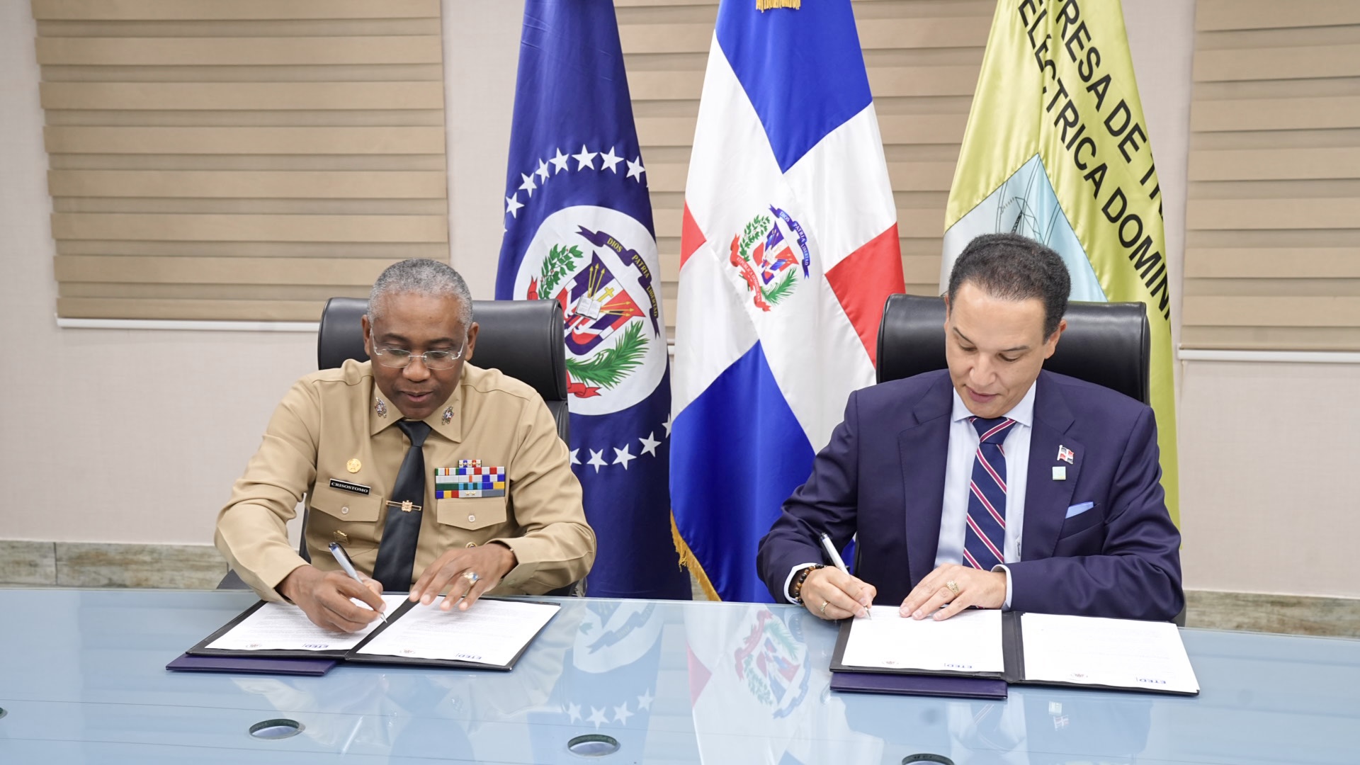 ETED y la Armada de República Dominicana articulan esfuerzos para el resguardo del Sistema de Transmisión Eléctrica Nacional y fortalecimiento de capacidades