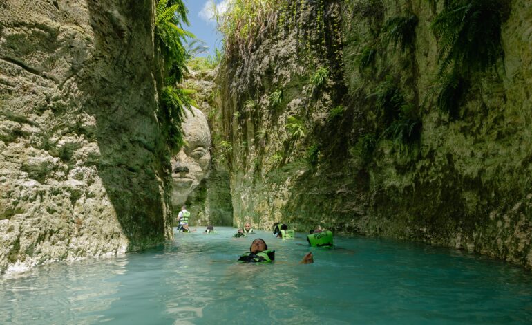 Punta Cana fortalece su oferta turística: parques de aventura y excursiones registran alta afluencia en julio