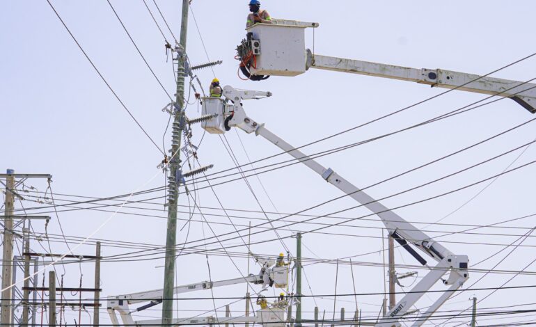 ETED avanza en la optimización de líneas de 69 kV mediante trabajos de renovación y mantenimiento